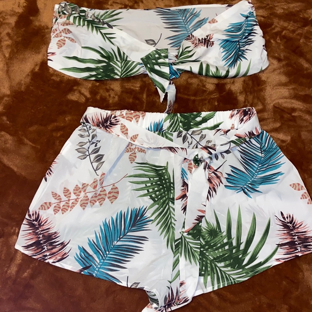 Shein Hawaiian 2 piece set.